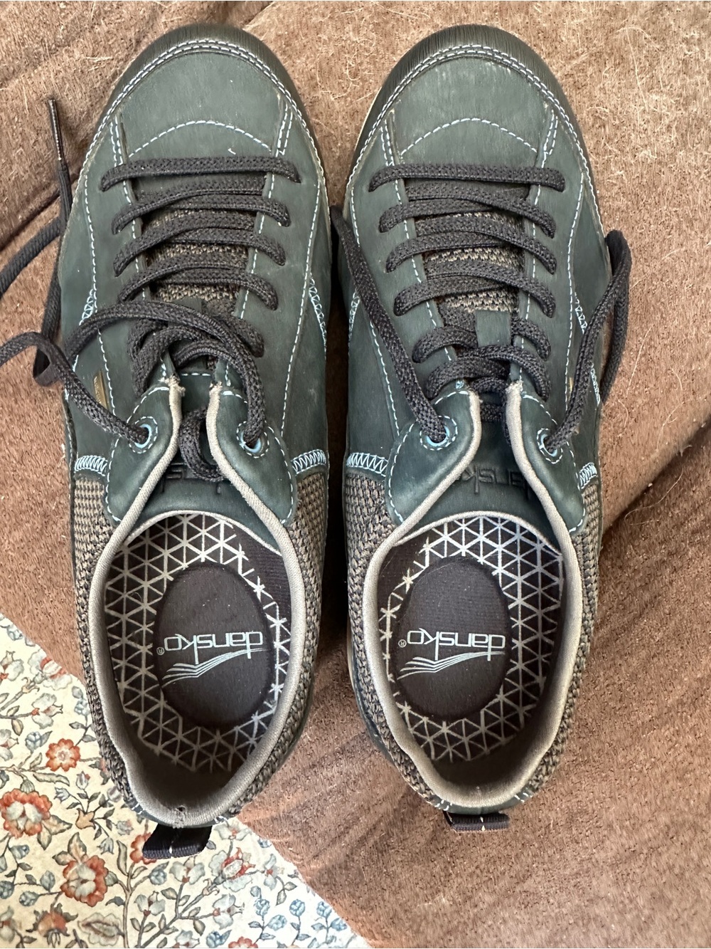 Dansko Men’s Olive Green Lace-Up Sneakers with Black Accents